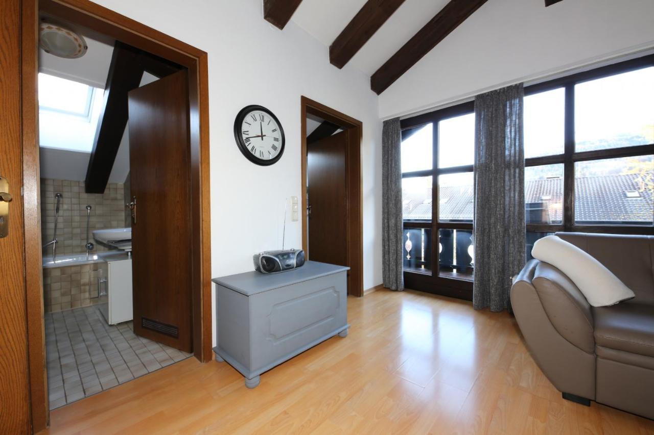Ferienwohnung Alpspitznest Гармиш-Партенкирхен Екстериор снимка